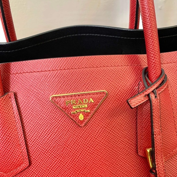 🌺Prada Saffiano Double Bag🌺 Flash Sale - Picture 4 of 11